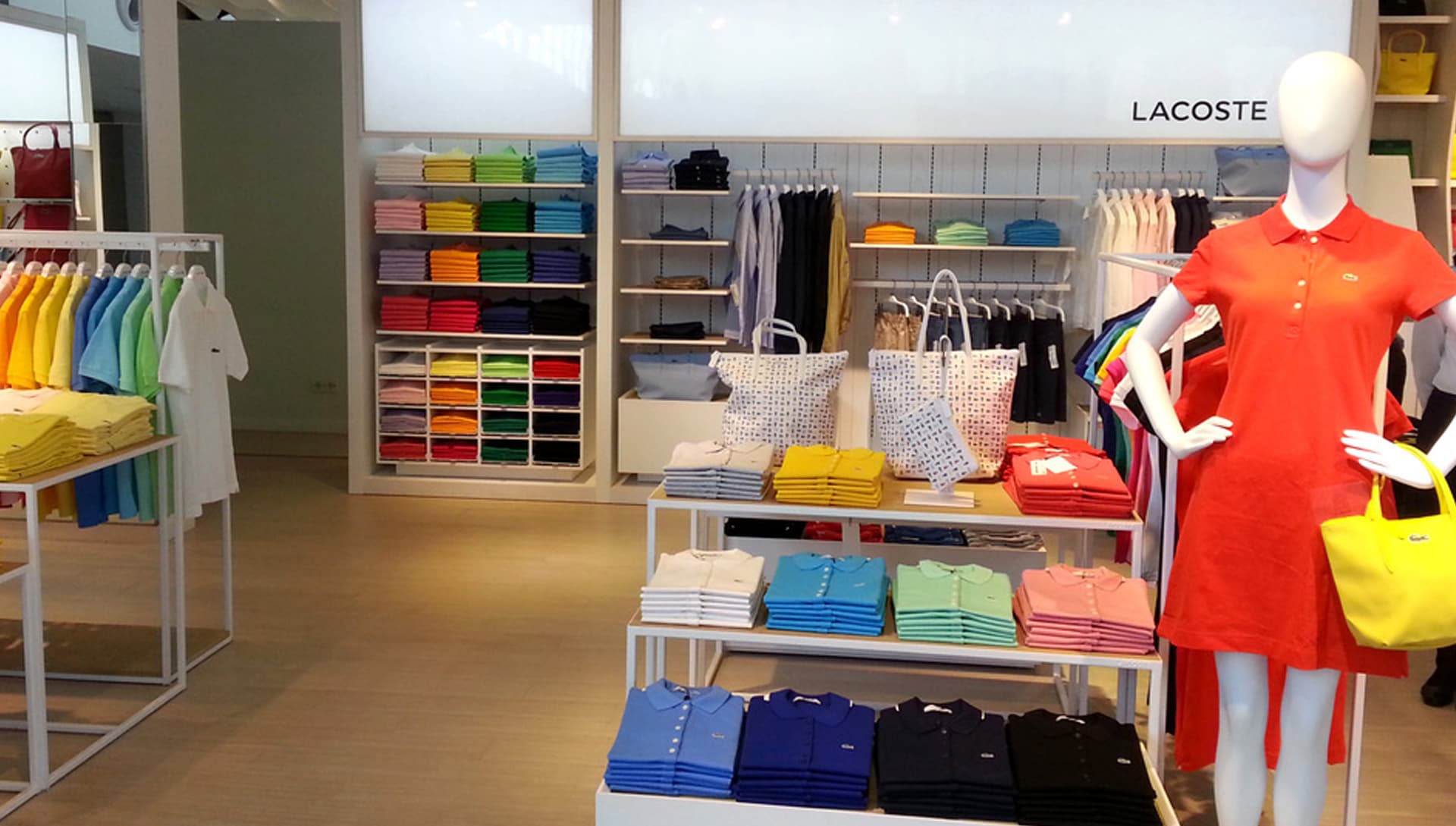 work_Lacoste_04.jpg